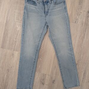 Levi's Women's Light Blue Straight Leg Jeans